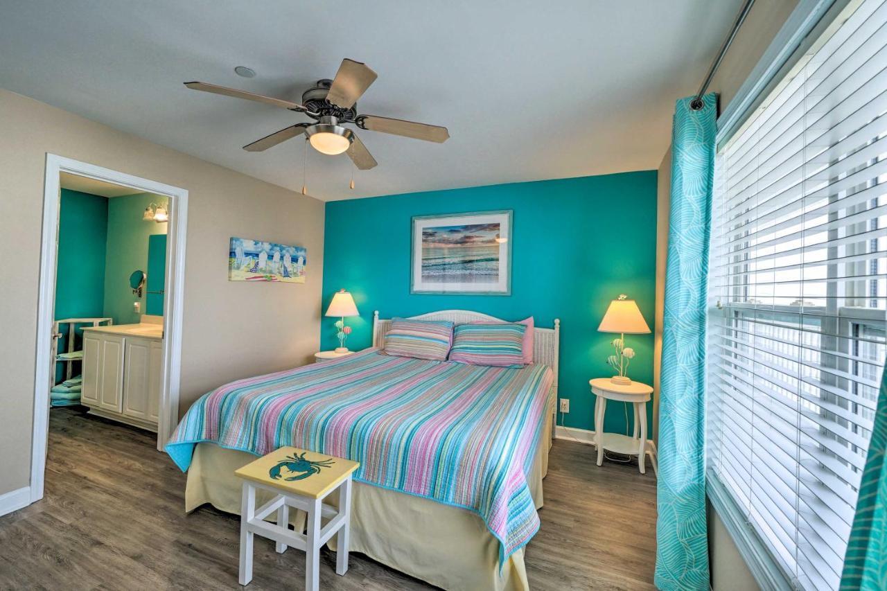 Ocean-View Oak Island Condo, 1 Block To Beach! Zewnętrze zdjęcie
