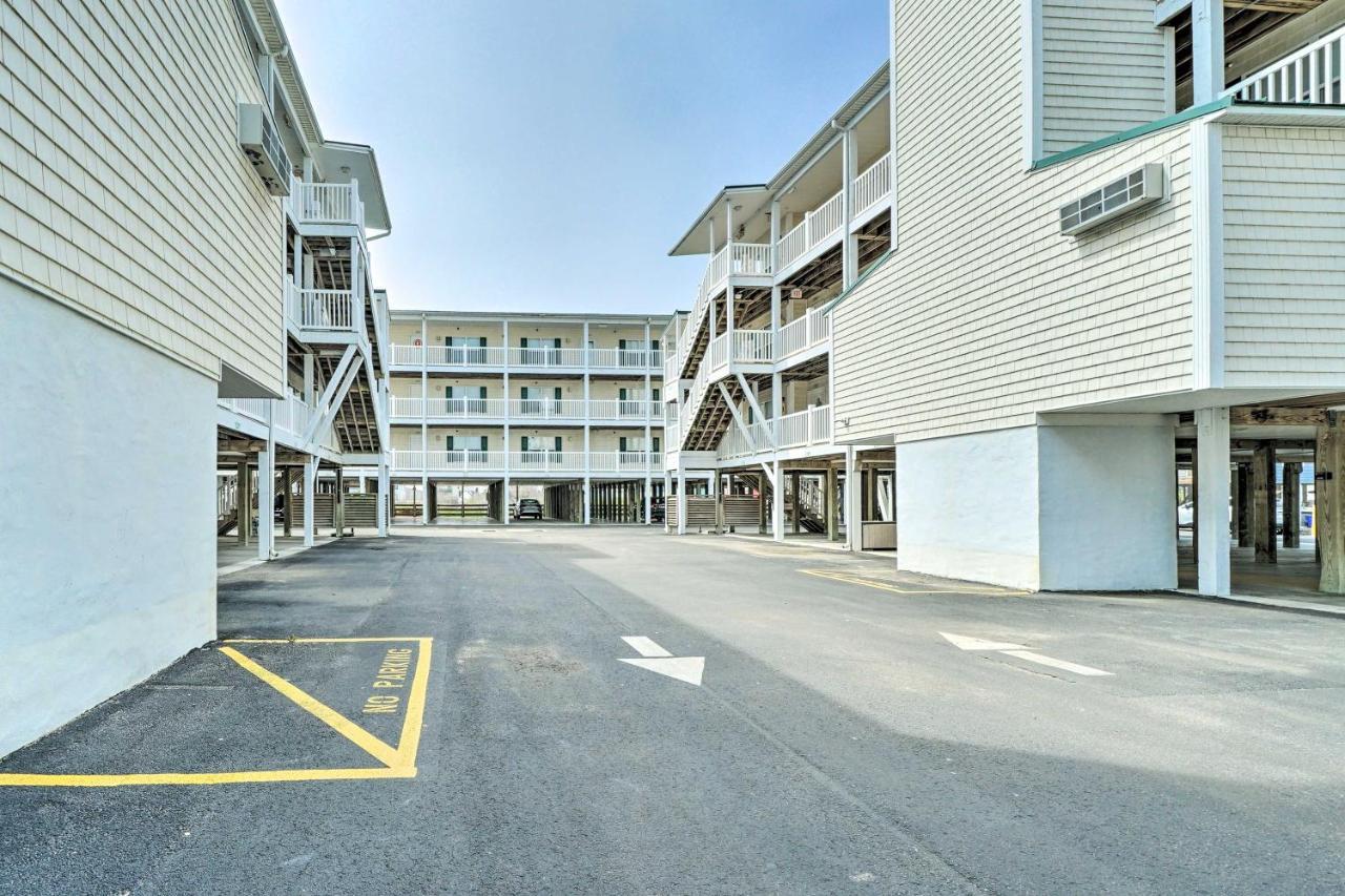 Ocean-View Oak Island Condo, 1 Block To Beach! Zewnętrze zdjęcie