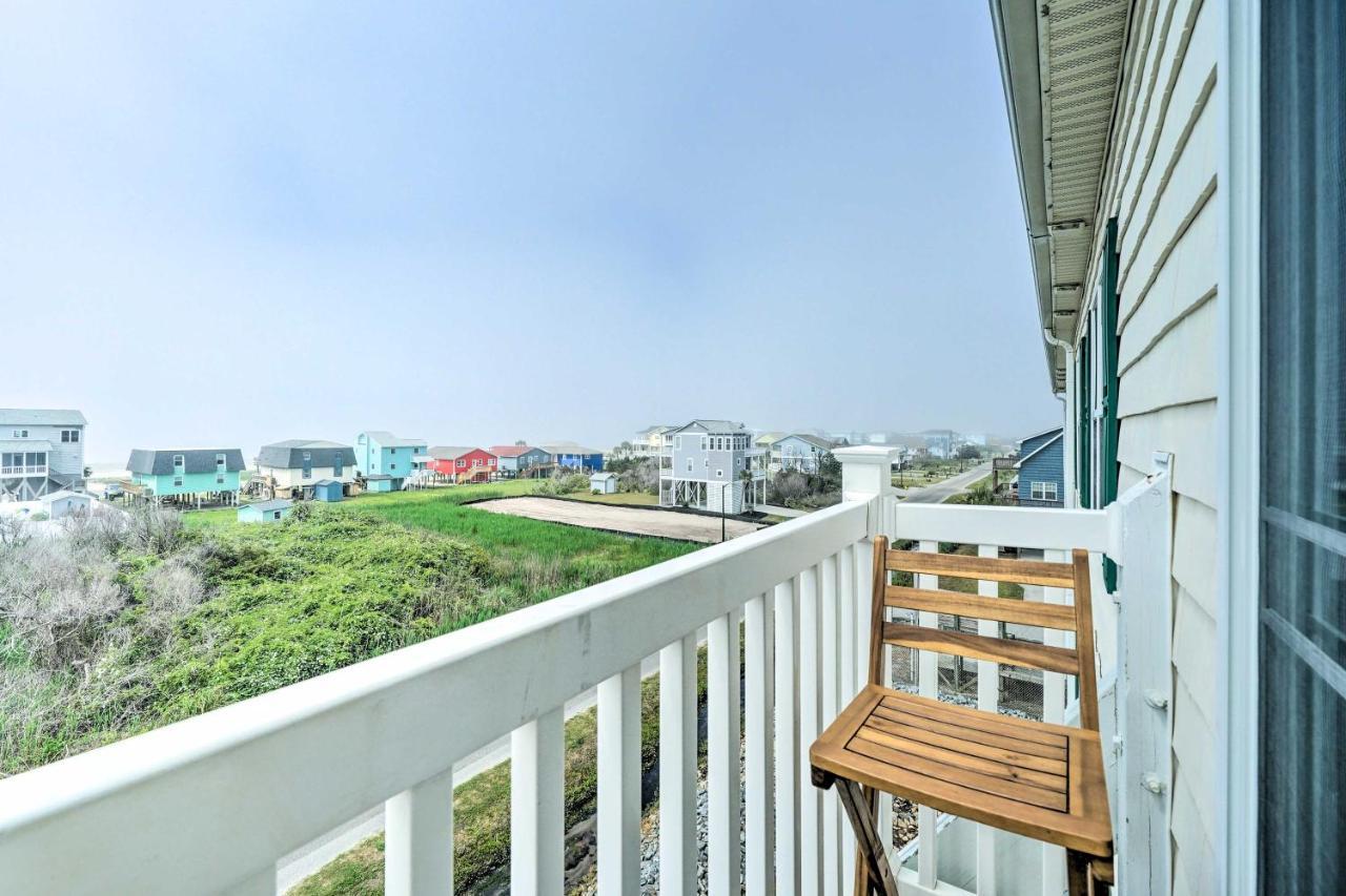 Ocean-View Oak Island Condo, 1 Block To Beach! Zewnętrze zdjęcie